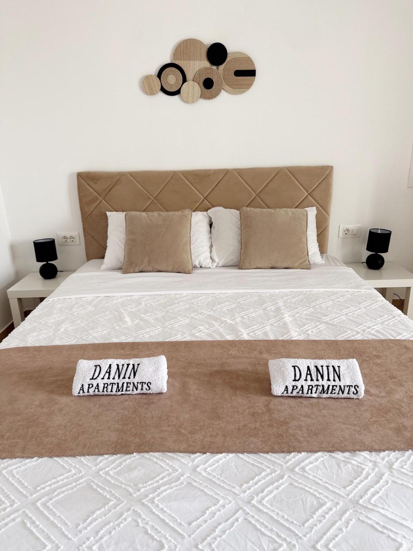 Danin Apartmani Bar Exterior photo