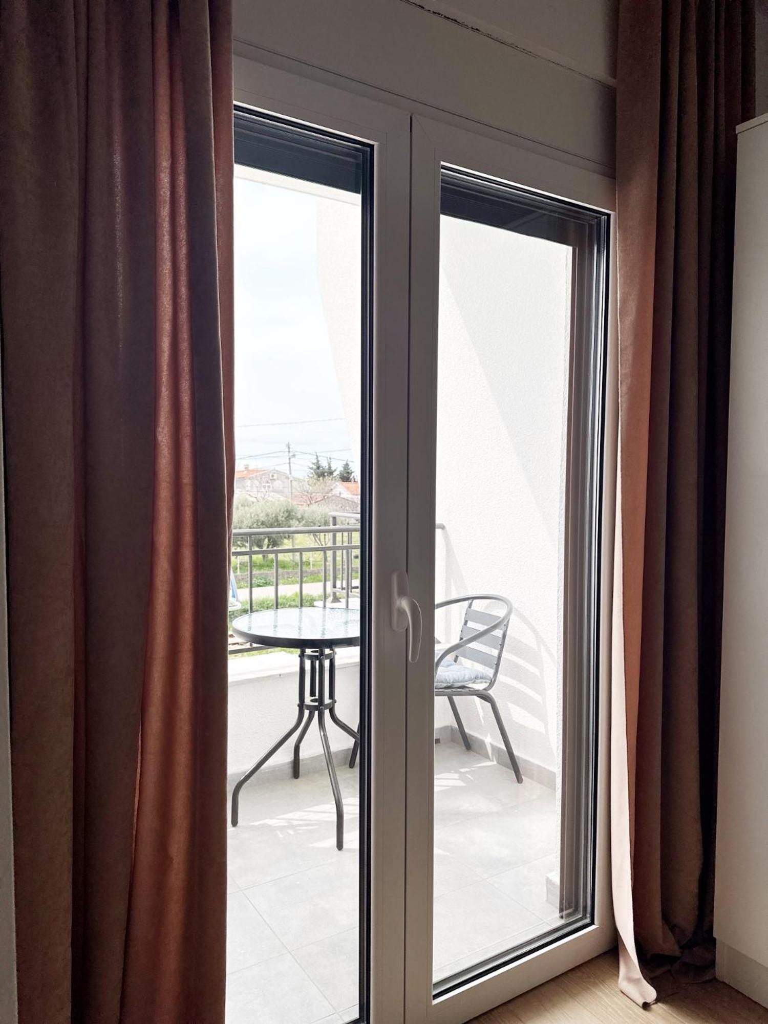 Danin Apartmani Bar Exterior photo